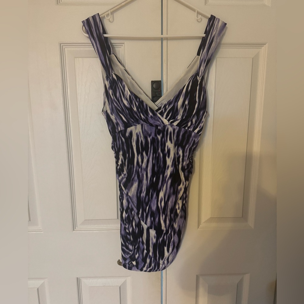 Jennifer Lopez tank size S